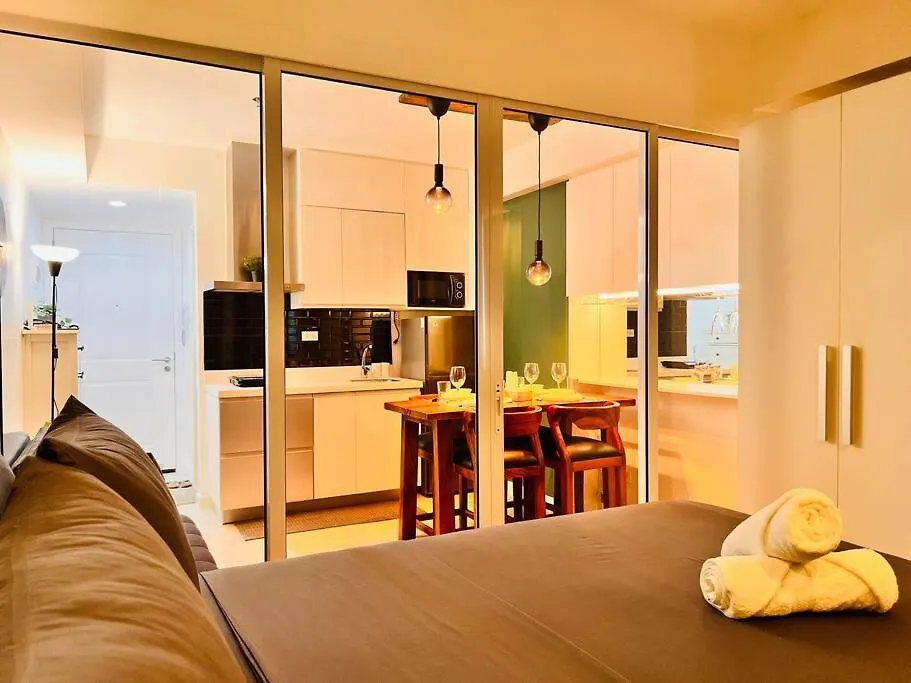 Apartment Azure New Elegant Relaxing Staycation Place Manila