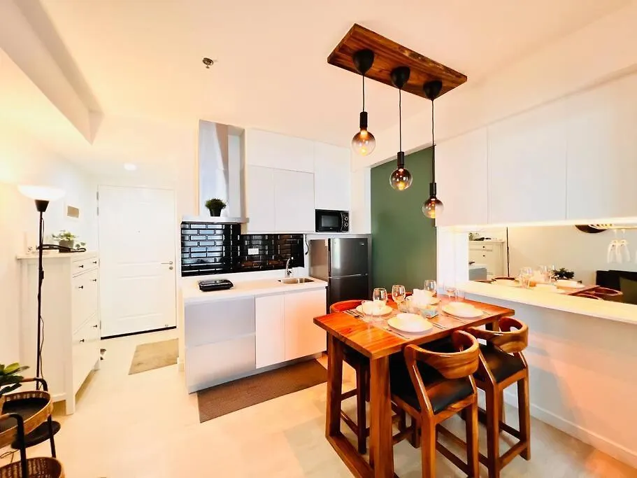 Azure New Elegant Relaxing Staycation Place Manila Philippines