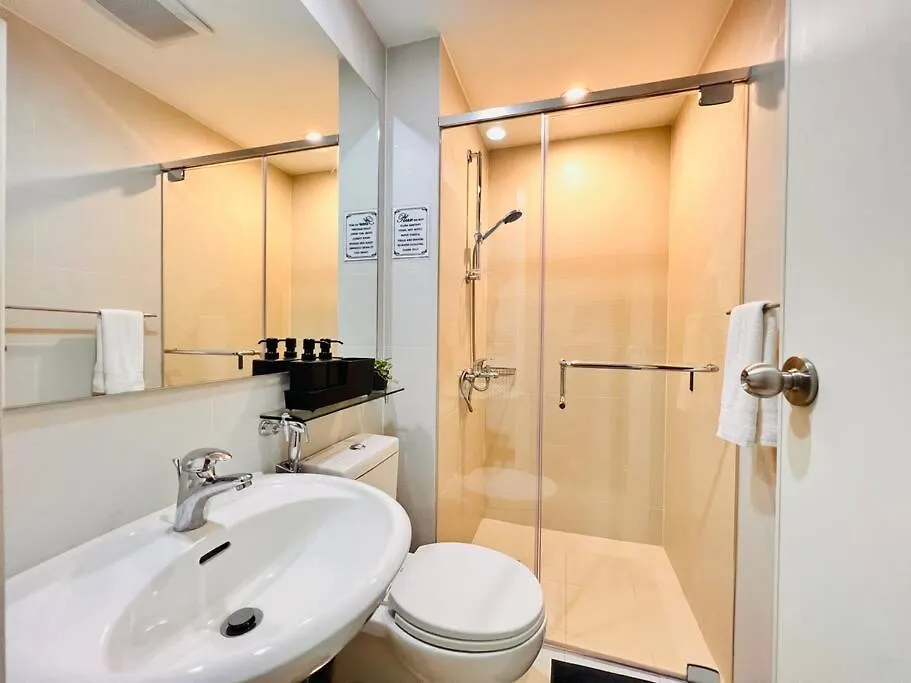 Azure New Elegant Relaxing Staycation Place Manila Apartment